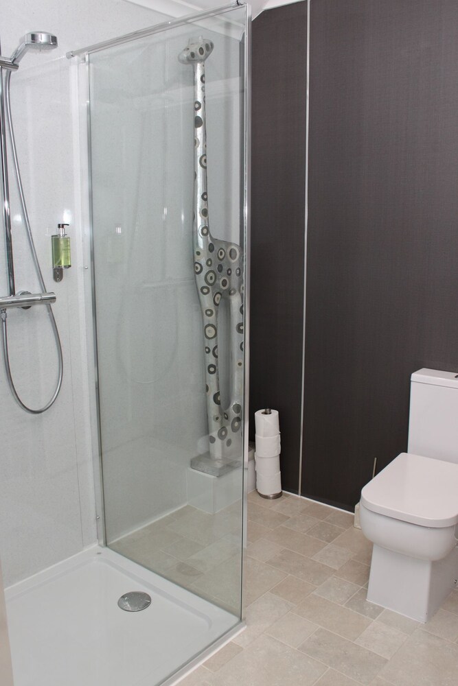 Luxury Townhome, 5 Bedrooms - Bathroom
