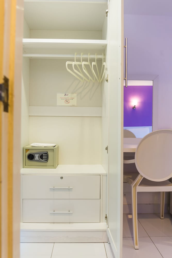 In-Room Safe