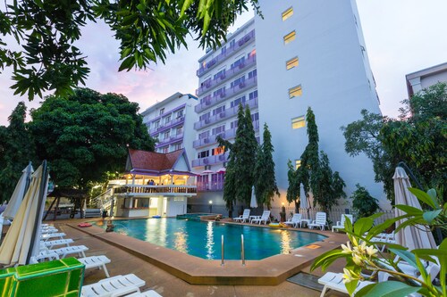 Hotel Zing - SHA Plus