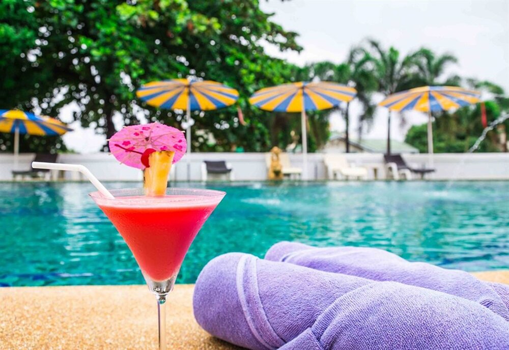 Hotel Bar