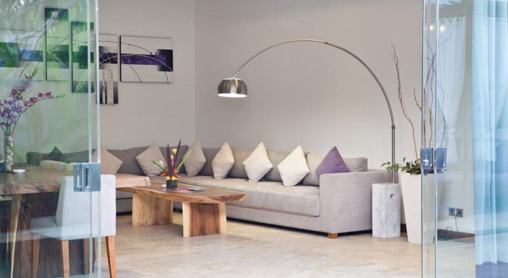 Two Bedrooms Villa Family with Private Pool - Living Room