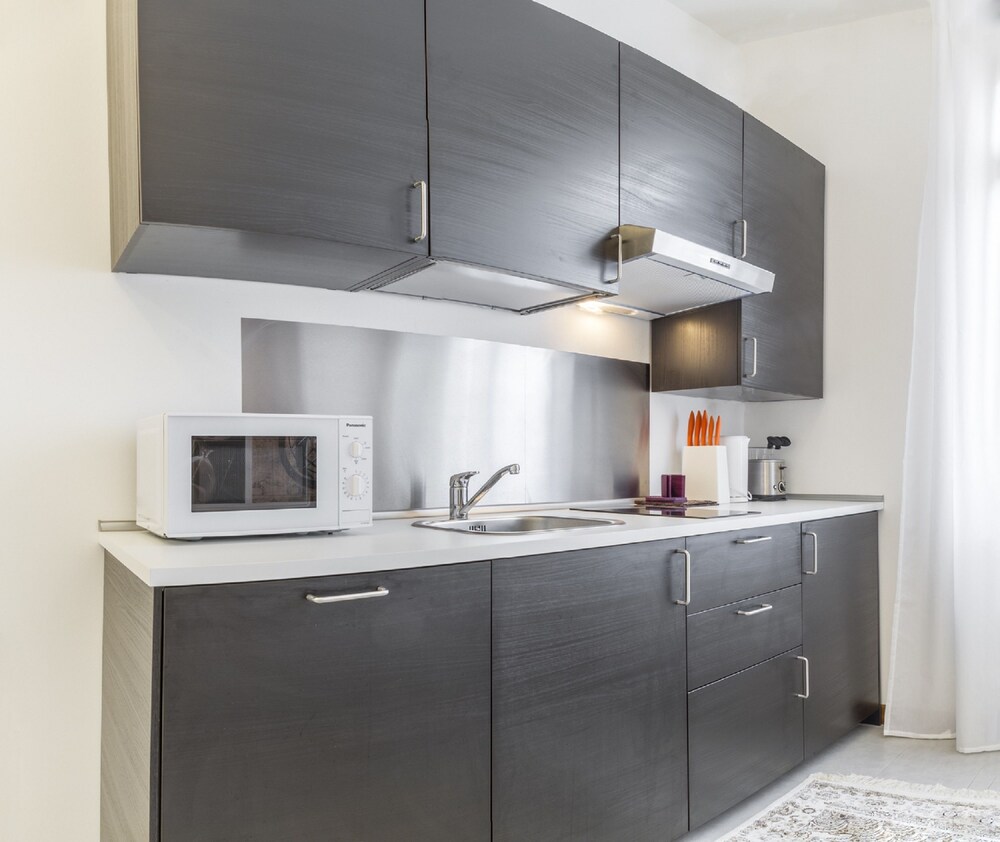 Grand Canal Facing Apartment 2 - In-Room Kitchenette