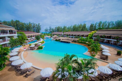 Arinara Bangtao Beach Resort