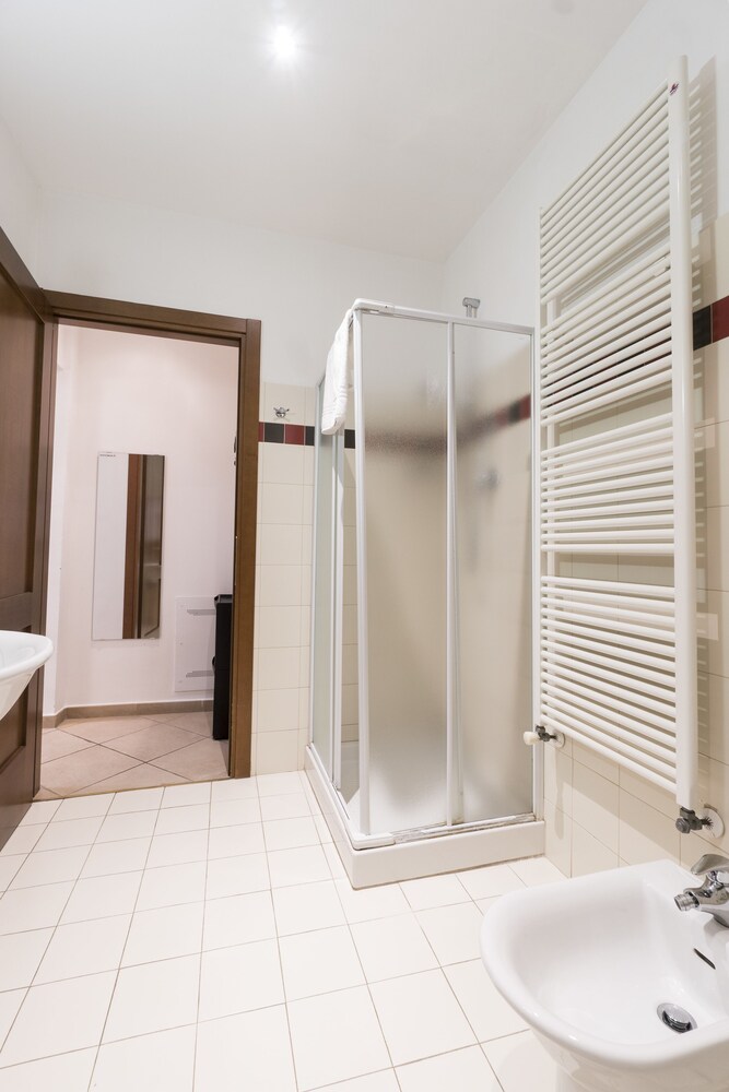Apartment, 1 Bedroom - Bathroom