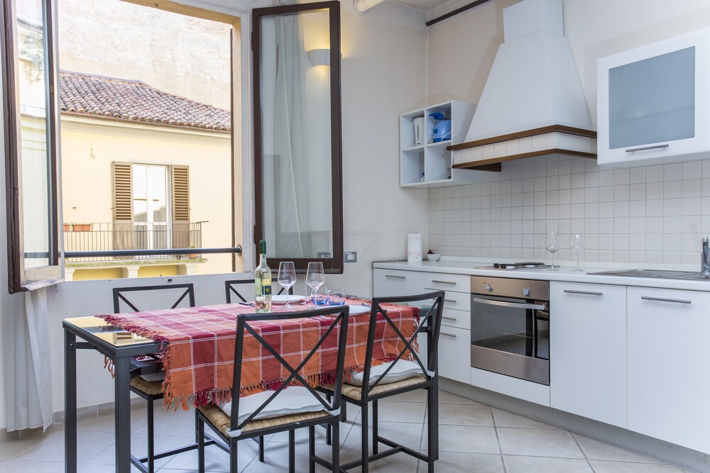 Apartment, 1 Bedroom - In-Room Dining