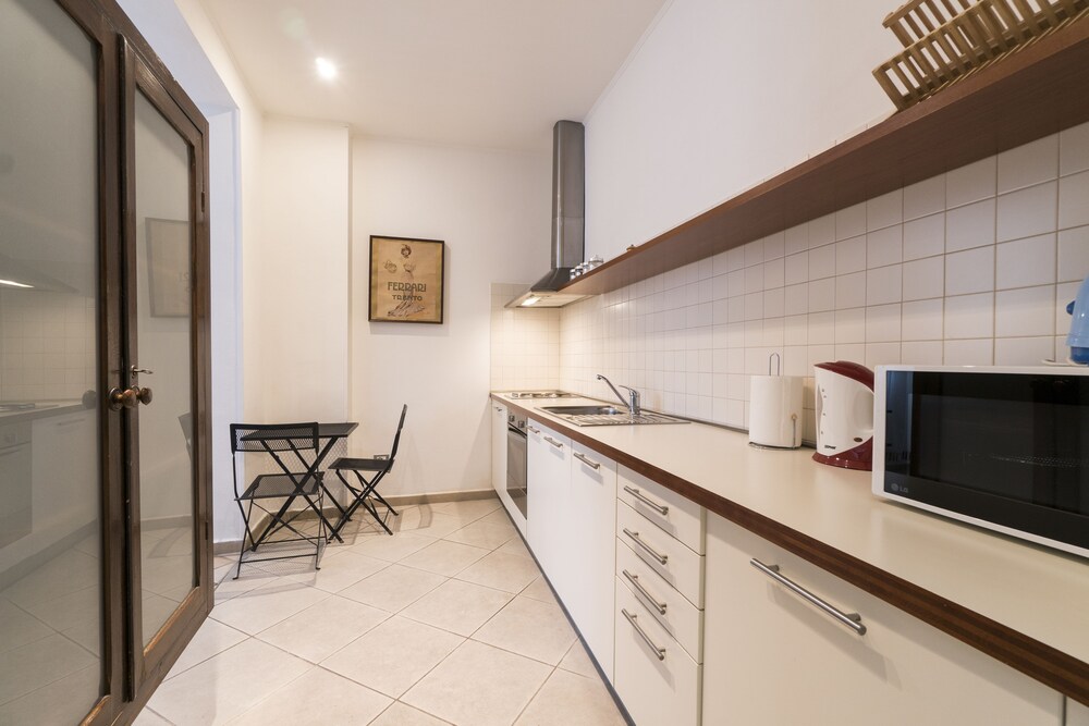Studio - Guestroom