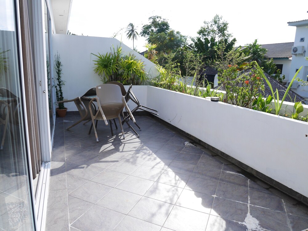 발코니 (2-Bedrooms Standard with Terrace)