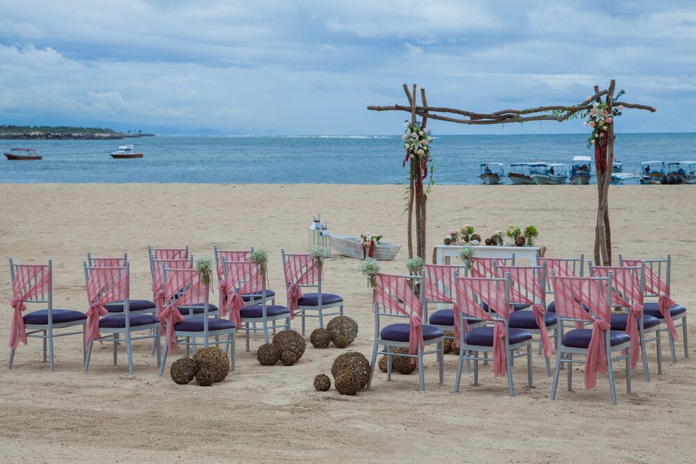 Outdoor Banquet Area
