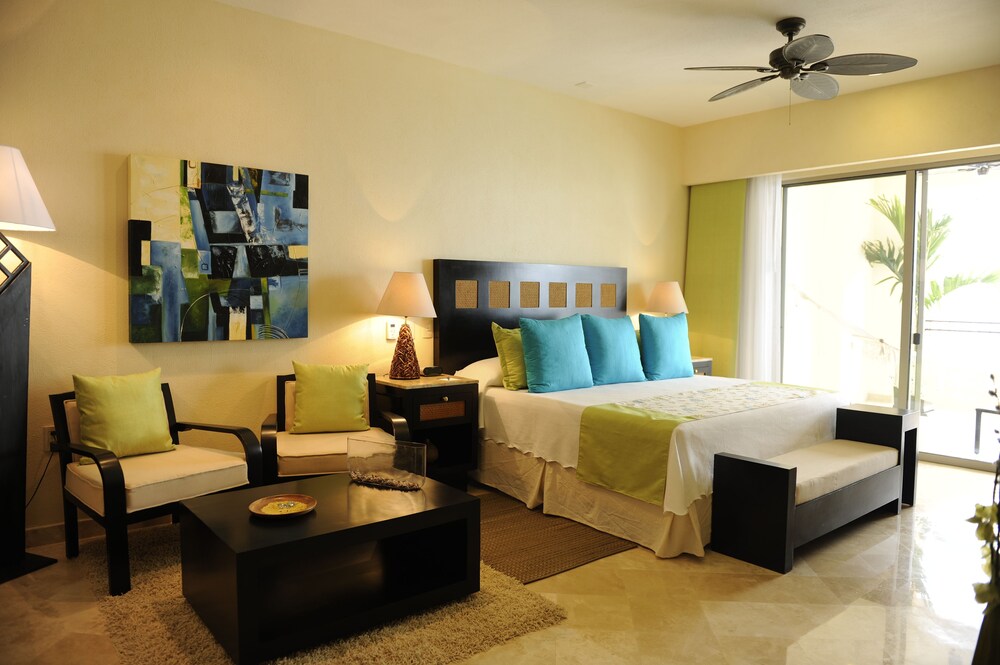 Habitación: Ultra One Bedroom Oceanfront Suite