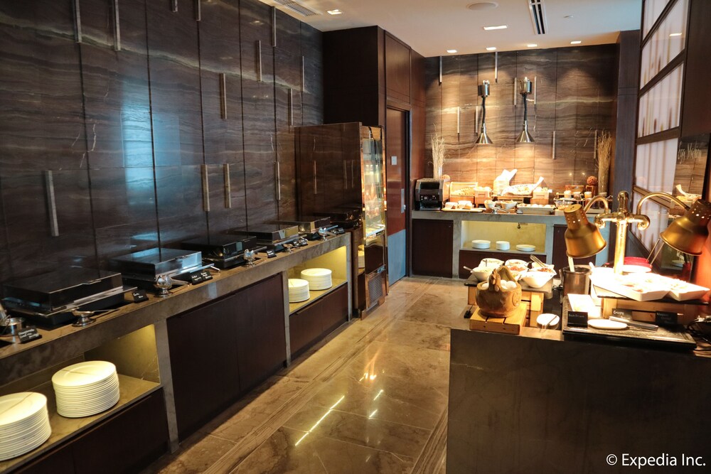 Executive Lounge