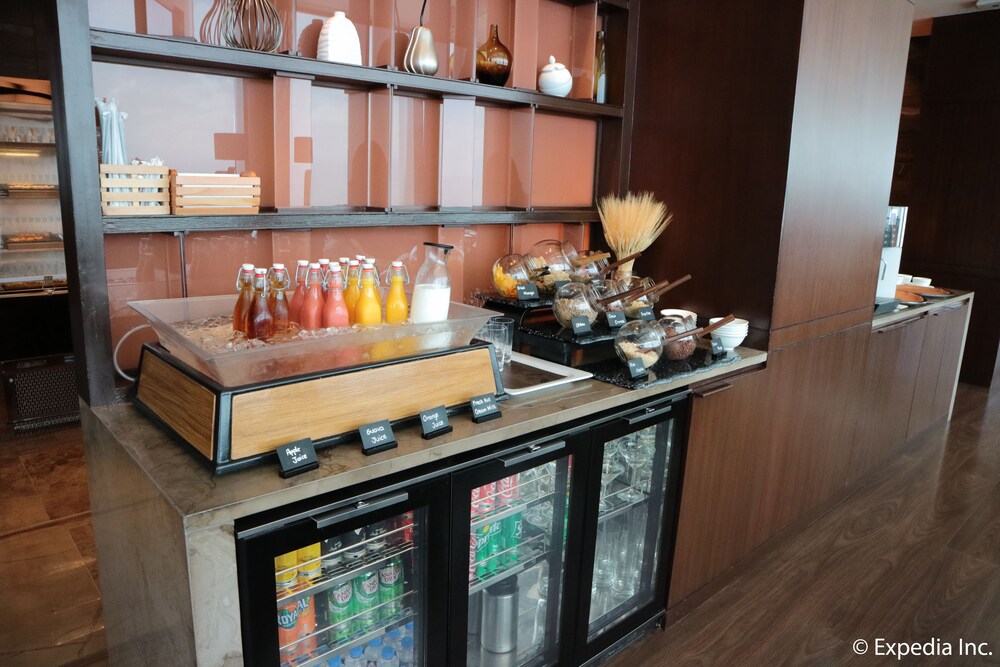 Executive Lounge