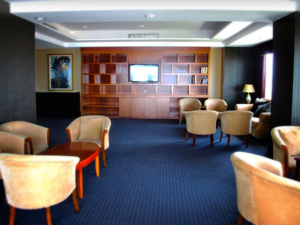 Hotel Lounge