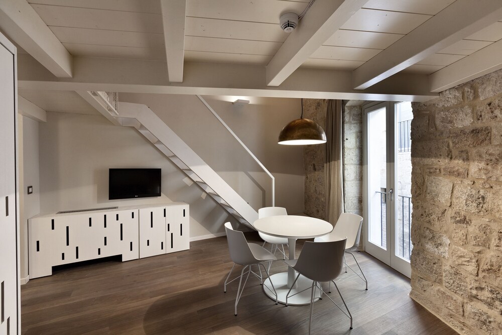 Standard Studio - Guestroom