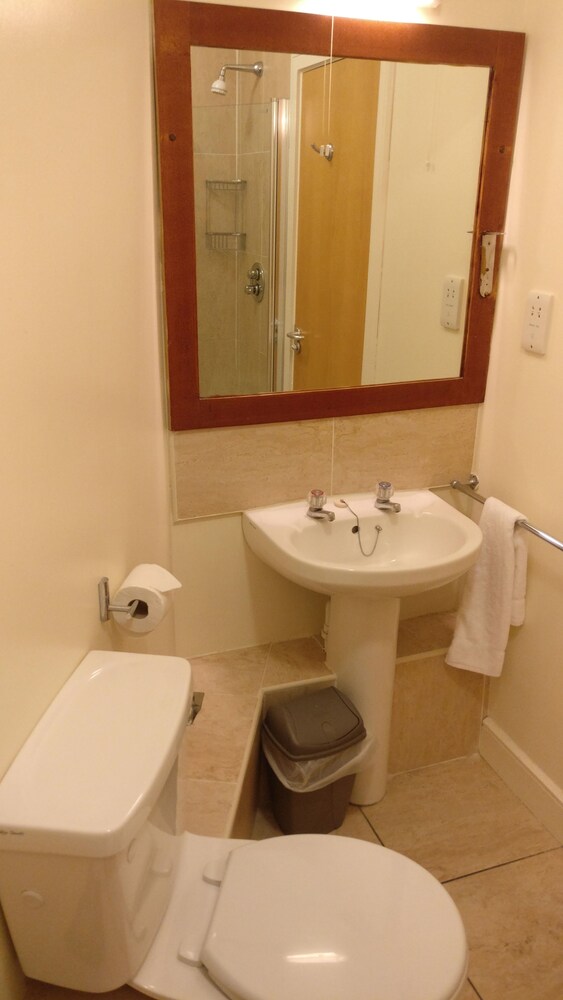 Apartment, 1 Bedroom - Bathroom