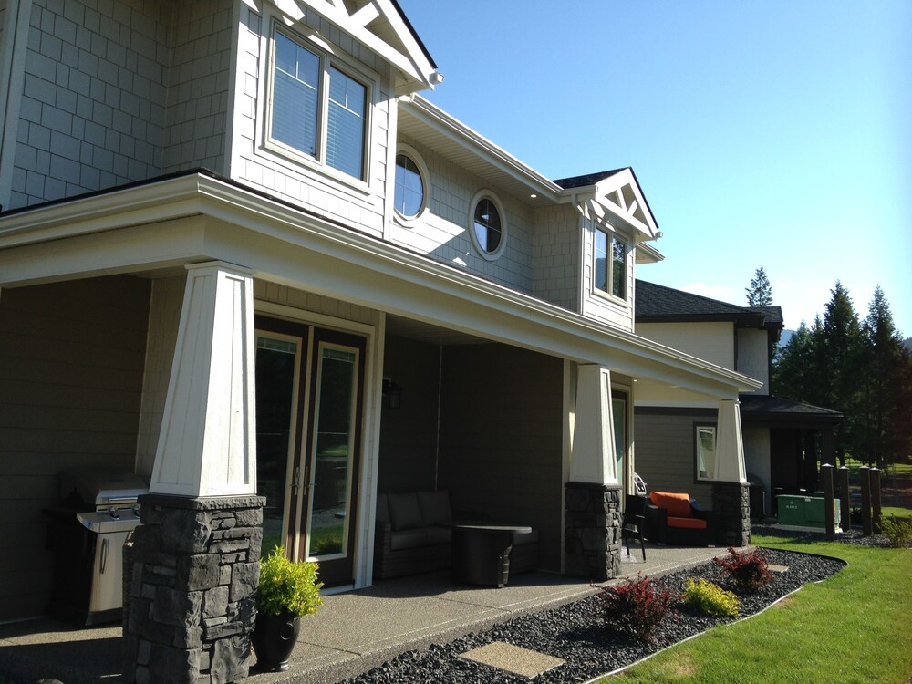 Townhome, 2 Bedrooms - Guestroom