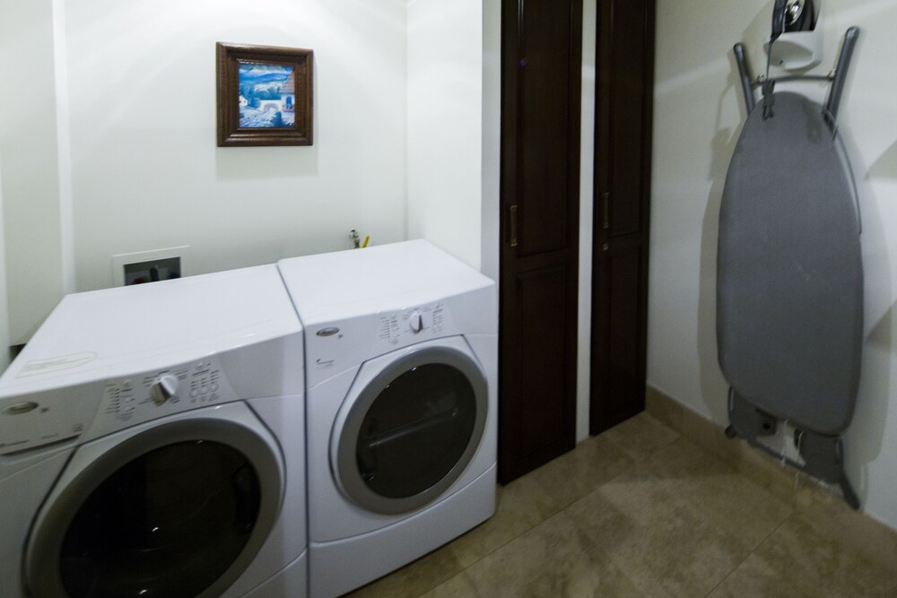 객실 내 편의 시설 (Grand Villa, 3 Bedrooms, Ocean View )