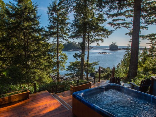 A Snug Harbour Inn