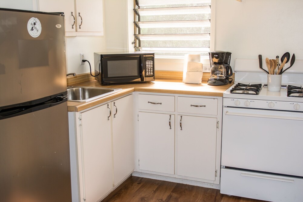 Suite, 2 Bedrooms, Kitchen (The Ohana Suite) - In-Room Kitchen