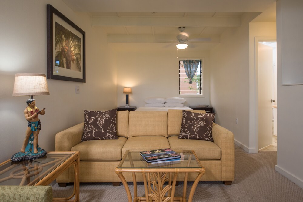 Studio Suite, Ocean View - Living Area