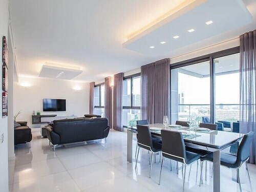 Comfort Apartment, Tower - In-Room Dining