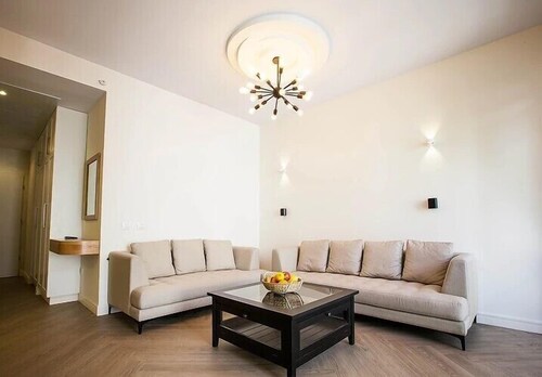 City Apartment, 2 Bedrooms (Shimshon ha-Gibor St 5) - Living Room