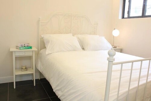 Family Apartment, 2 Bedrooms - Guestroom