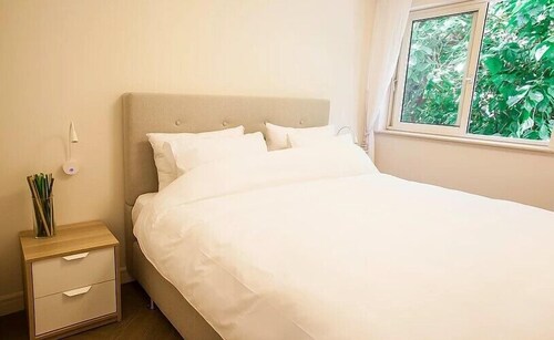 City Apartment, 2 Bedrooms (Shimshon ha-Gibor St 5) - Guestroom