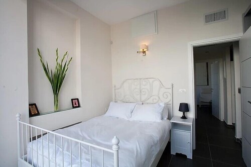 Apartment, 2 Bedrooms, Balcony (Har Nevo St 2) - Guestroom