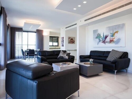 Comfort Apartment, Tower - Living Area
