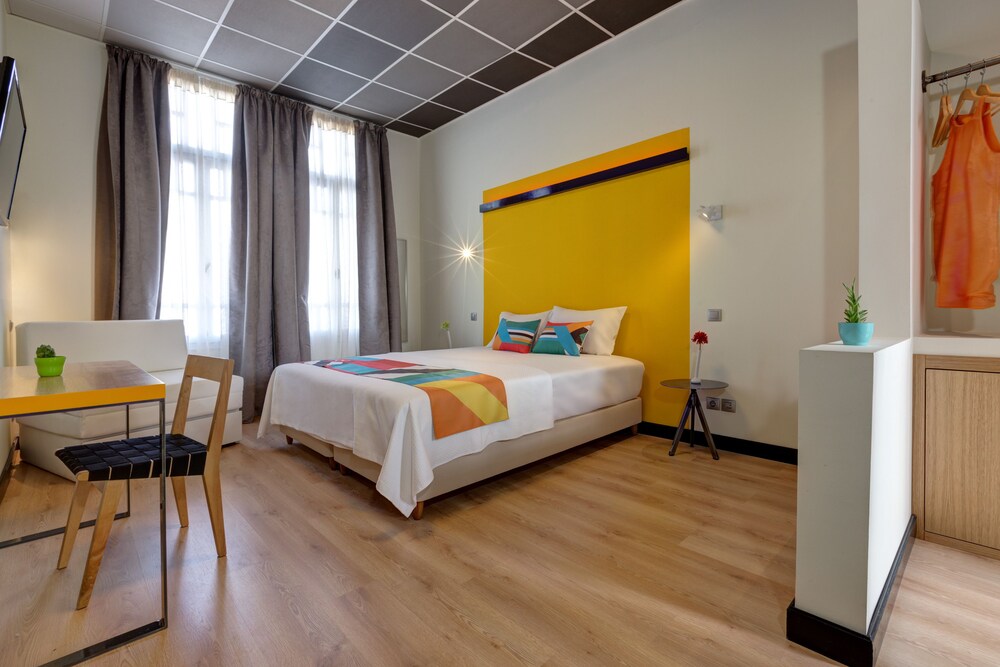 Guestroom