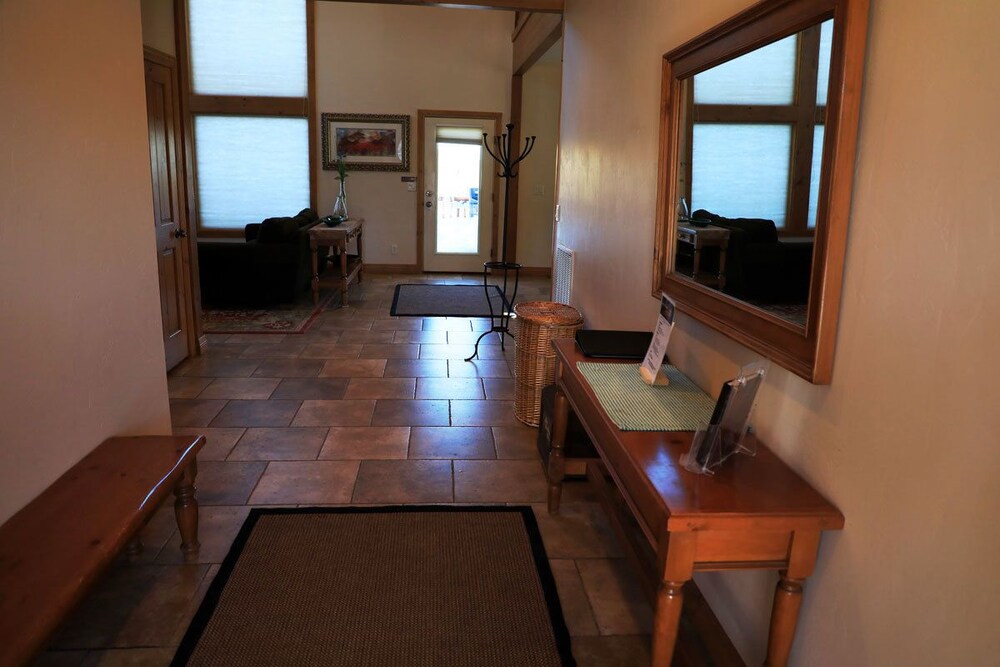 Timber Ridge - Living Area