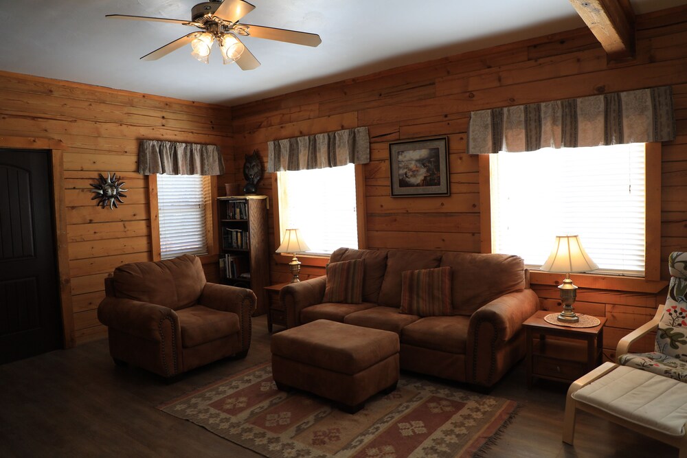 Juniper Mesa - Living Area