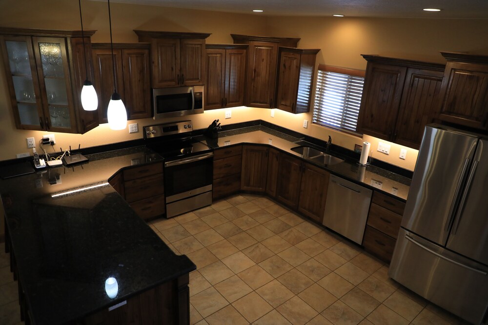 Grandma's Place - Private Kitchen