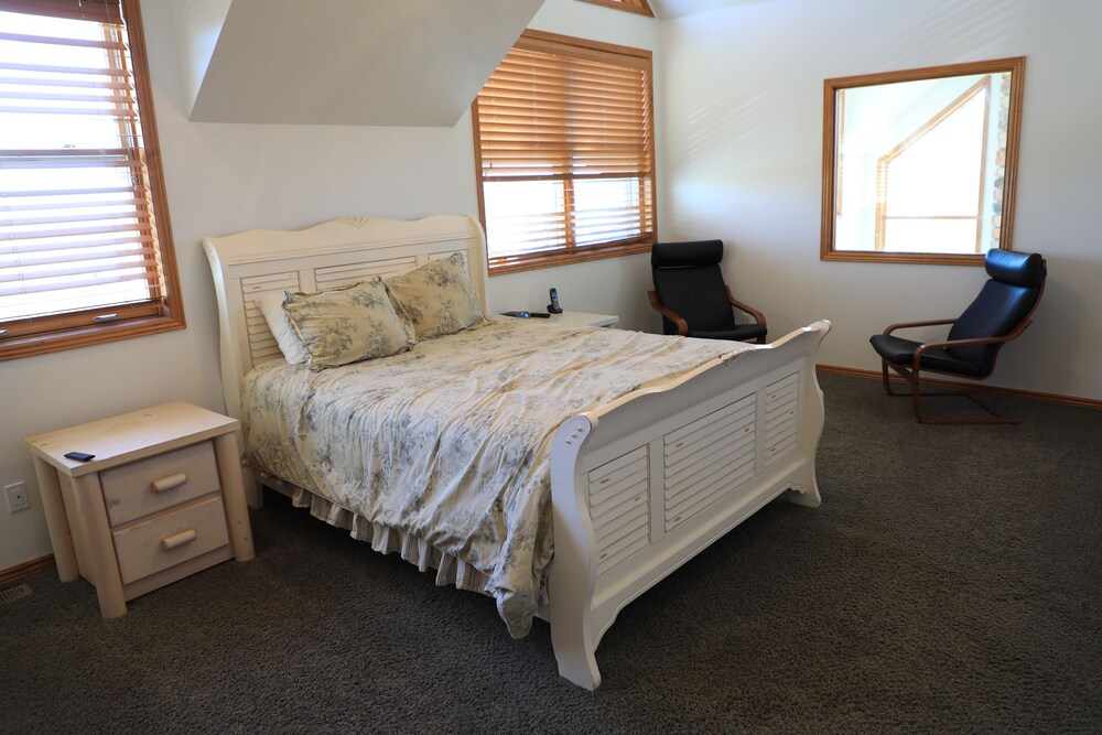 Canyon Crest - Room