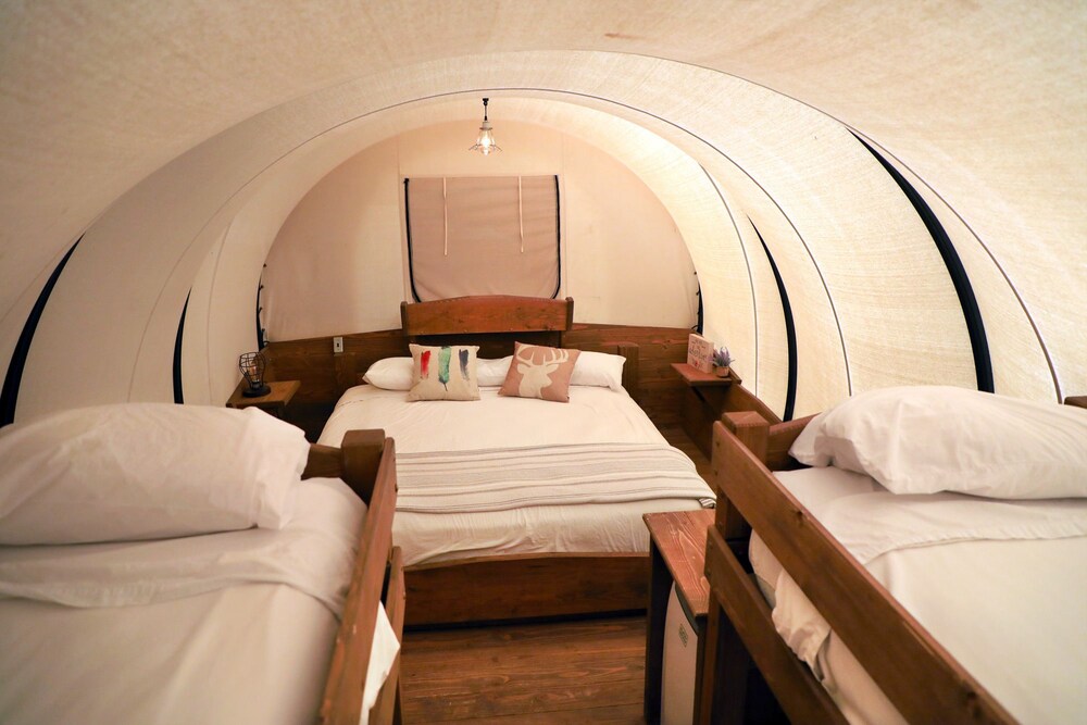 Wagon - Room