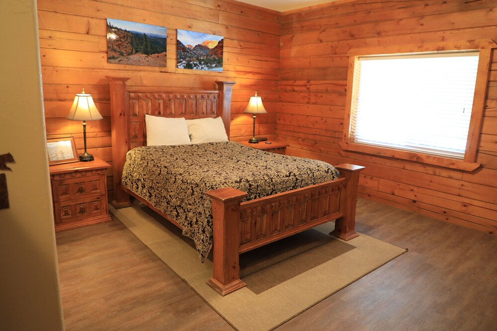 Juniper Mesa - Room