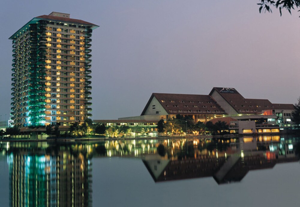 Hotel Front - Evening/Night