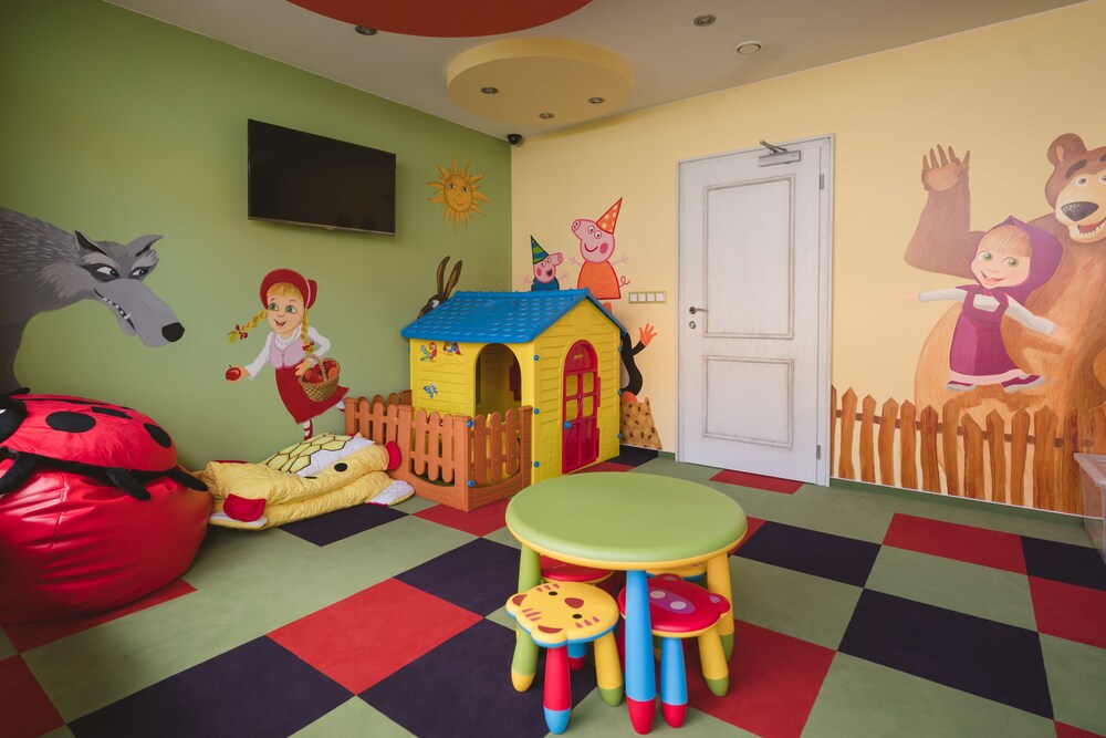 Childrens Play Area - Indoor