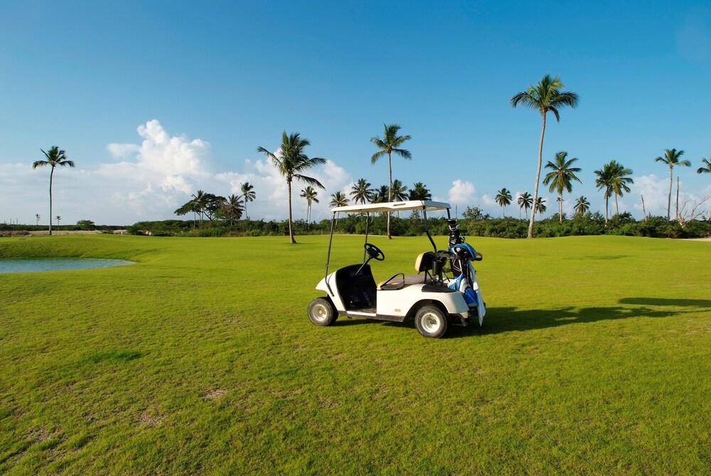 Fitness facility, Bahia Principe Luxury Bouganville - Adults Only - All Inclusive