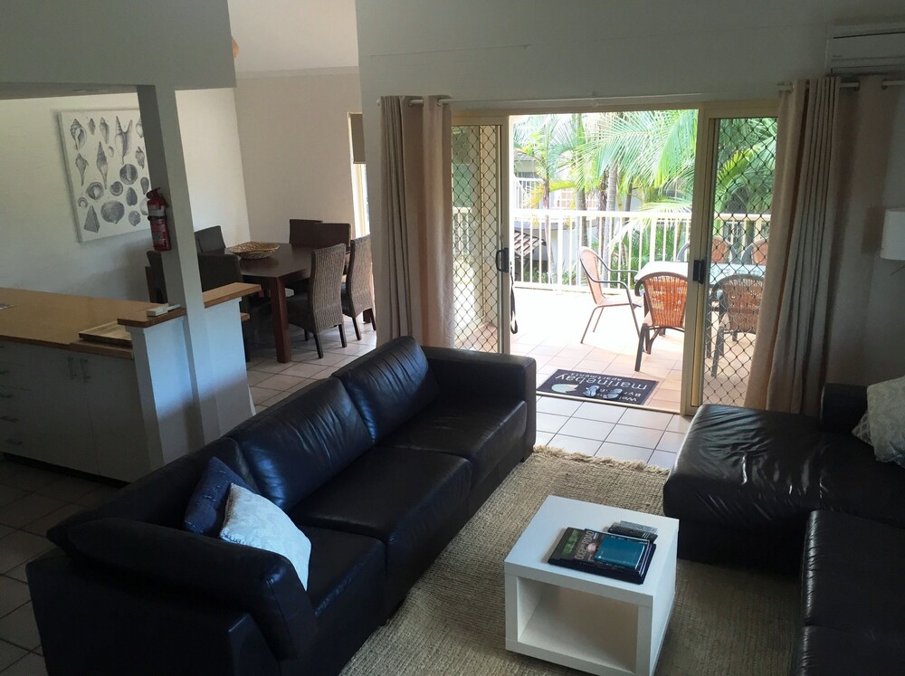 Apartment, 3 Bedrooms - Living Area