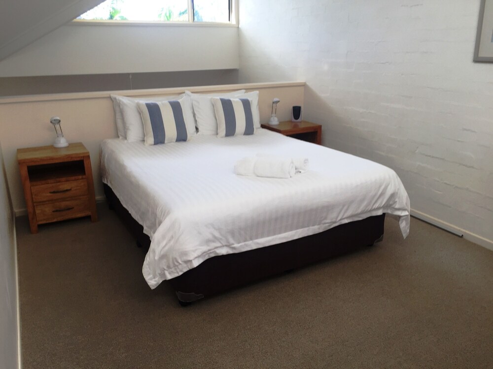 Apartment, 3 Bedrooms - Guestroom