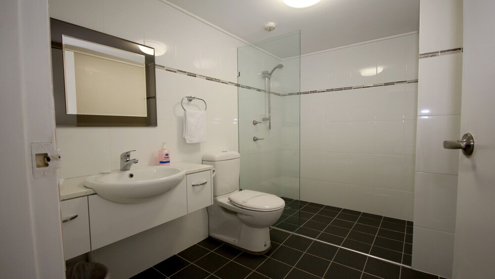 Premium Apartment, 3 Bedrooms, Ocean View, Oceanfront - Bathroom