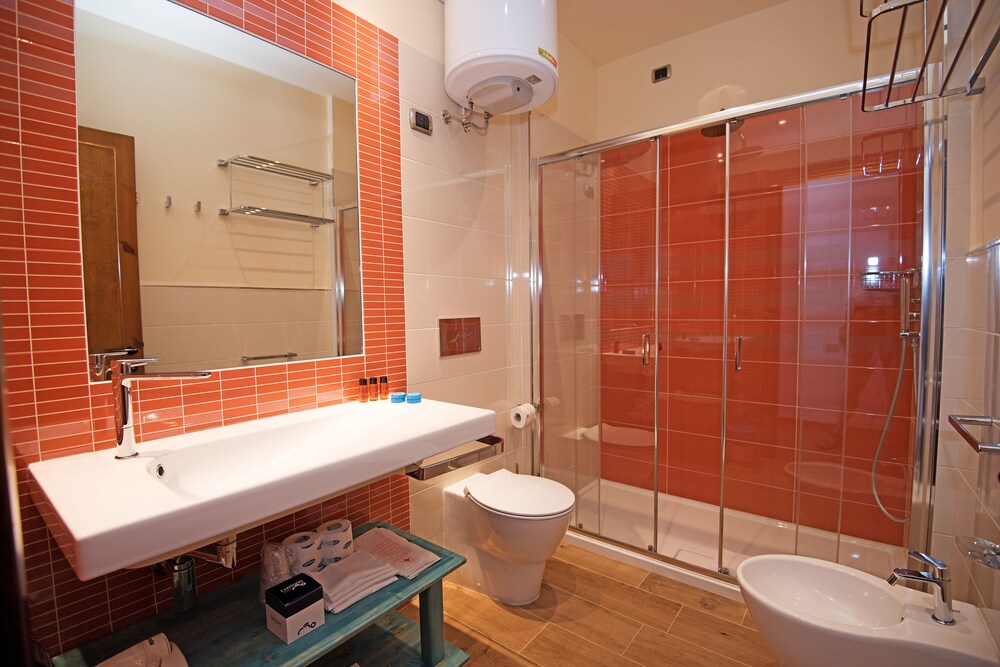 Apartment, 2 Bedrooms, Balcony - Guestroom