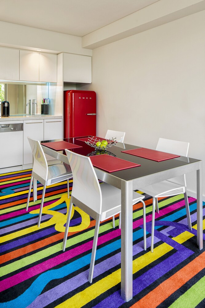 Two Bedroom Apartment, Low Floor - Guestroom