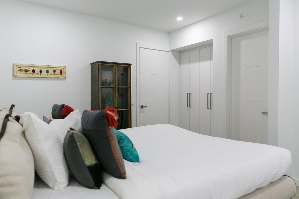 Townhouse 4 Bedrooms - Guestroom