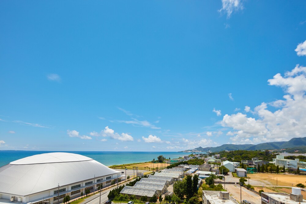 Beach/Ocean View