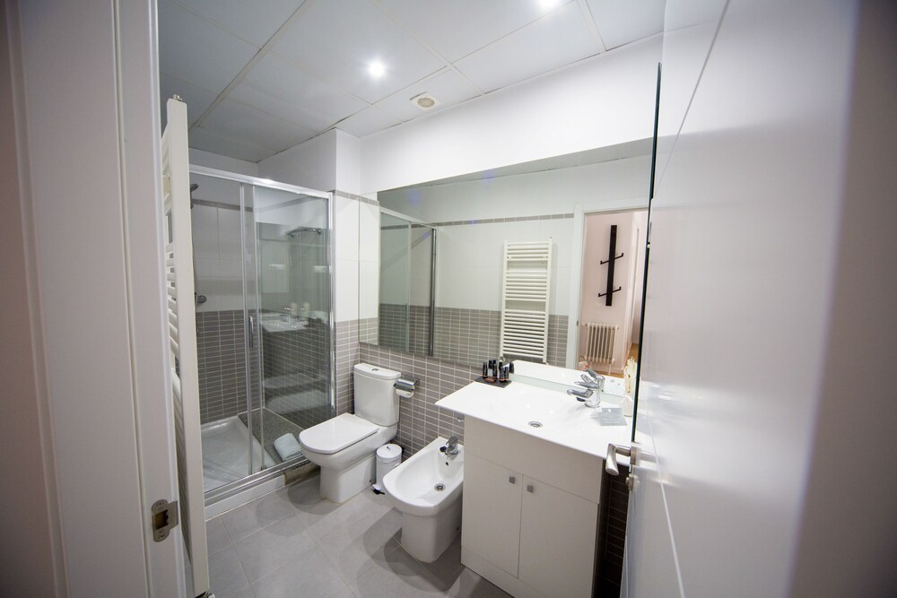 Deluxe Room - Guestroom