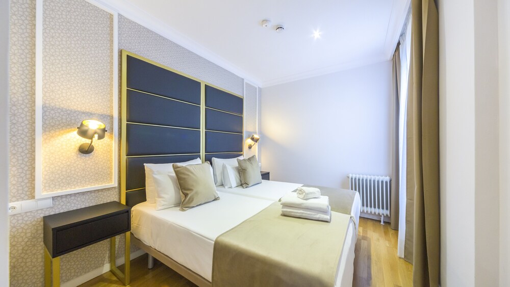 Suite, 2 Bedrooms - Guestroom