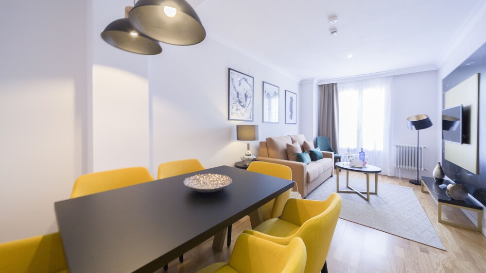 Suite, 2 Bedrooms - Guestroom
