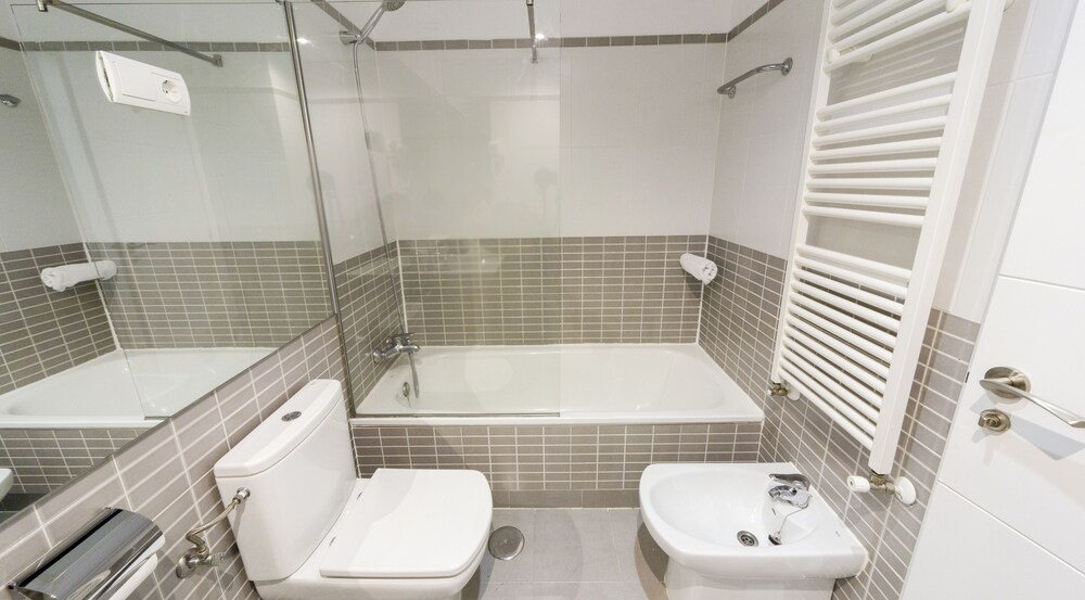 Suite, 2 Bedrooms - Guestroom